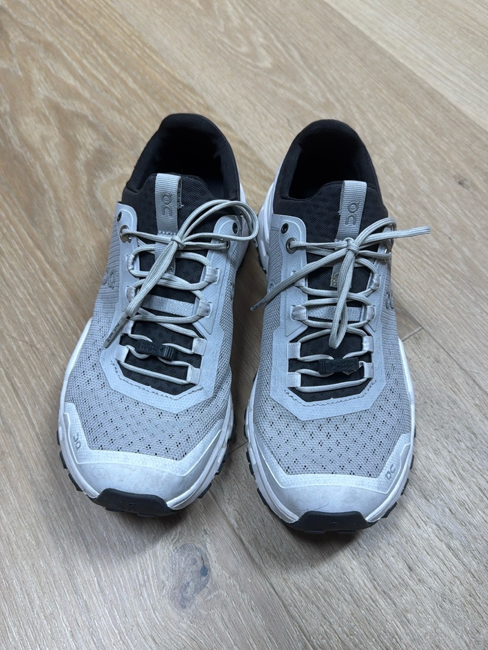 On Cloud Ultra Light Grey and Black Trail Running Shoes